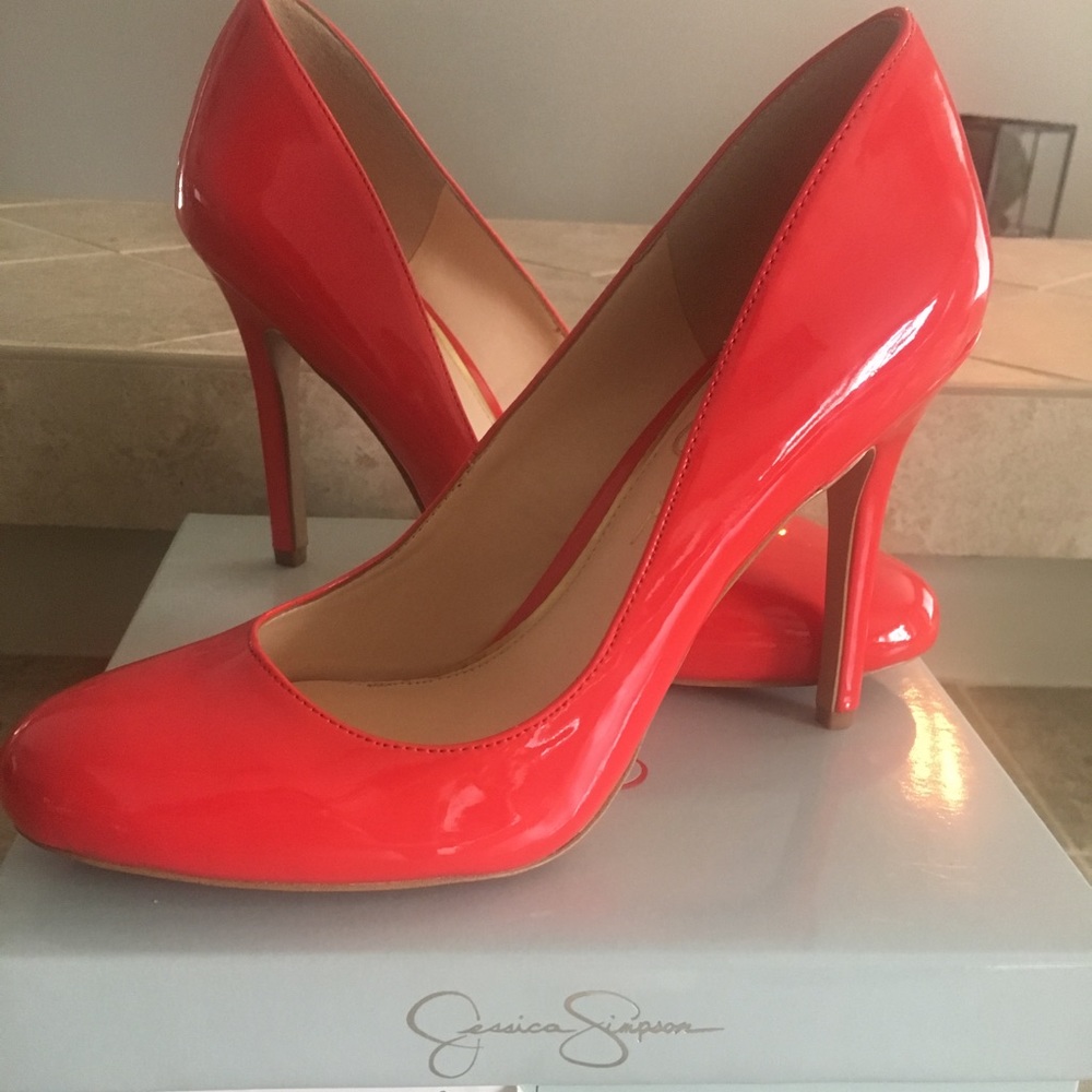 Jessica Simpson Pumps